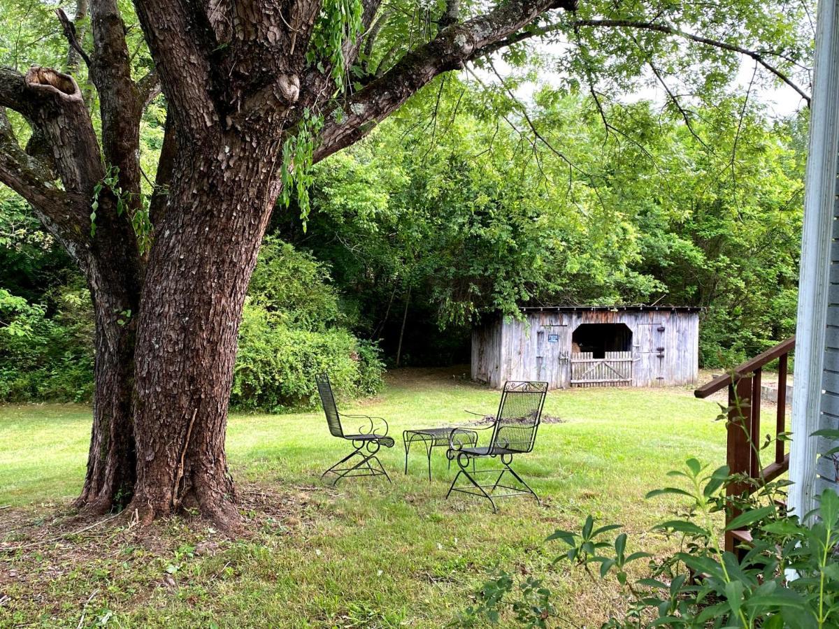 Country Living Villa Сивиървил Екстериор снимка